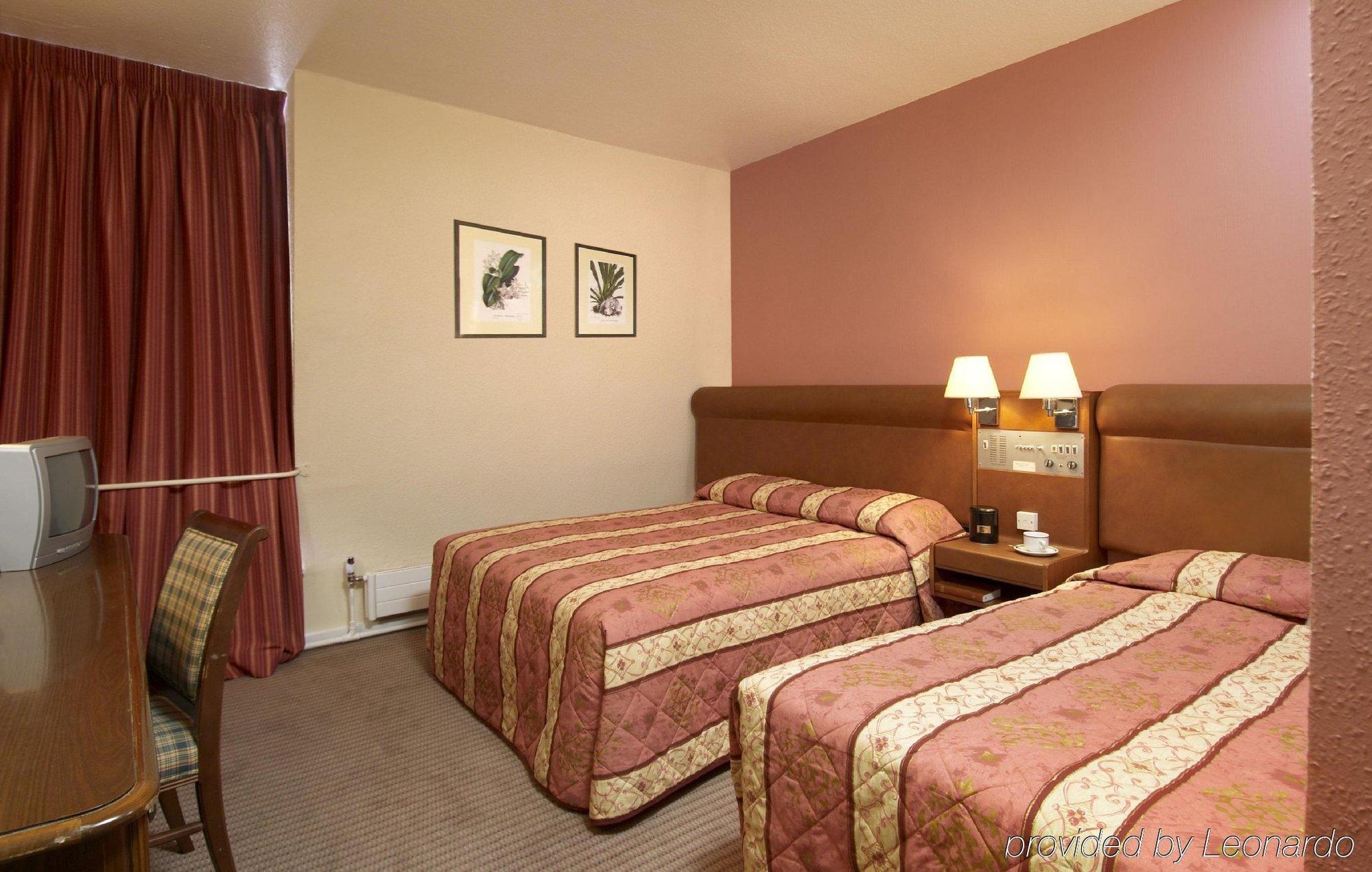 St James Hotel Grimsby Room photo